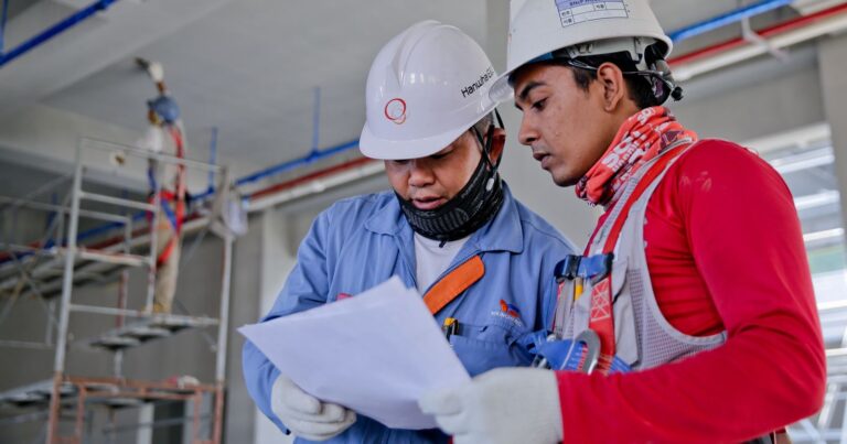 Electrician Career Guide: Training, Skills & Job Opportunities