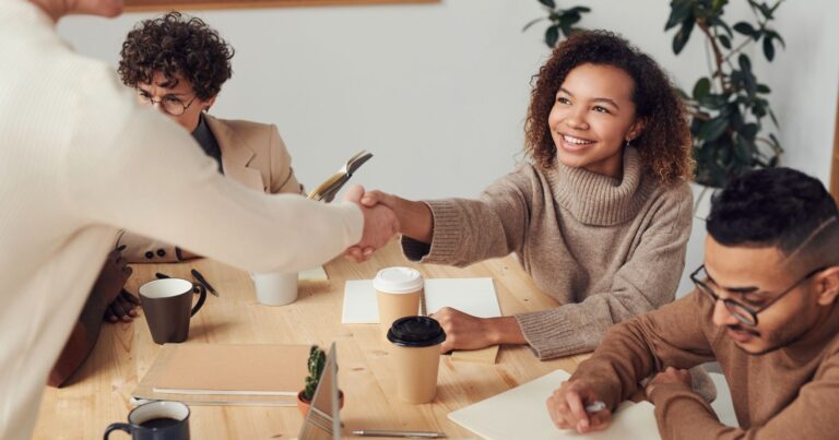 The Resume Guide: How to Build a Strong Professional Resume