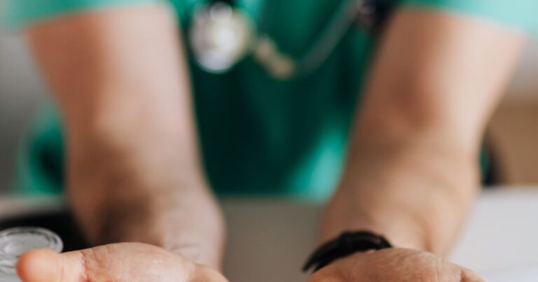 How to Become a Medical Assistant in the U.S.: Step-by-Step Guide