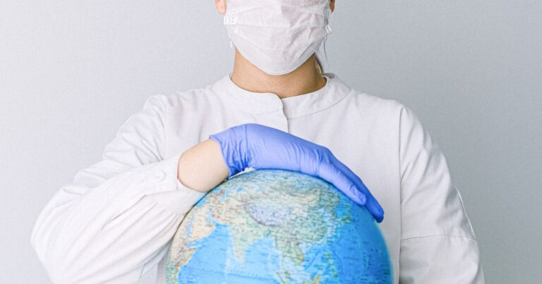 How to Become a Nurse Practitioner in the U.S.: Career Guide
