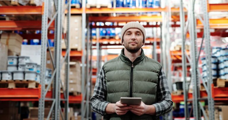 Logistics Jobs Guide: Skills, Training & Career Opportunities